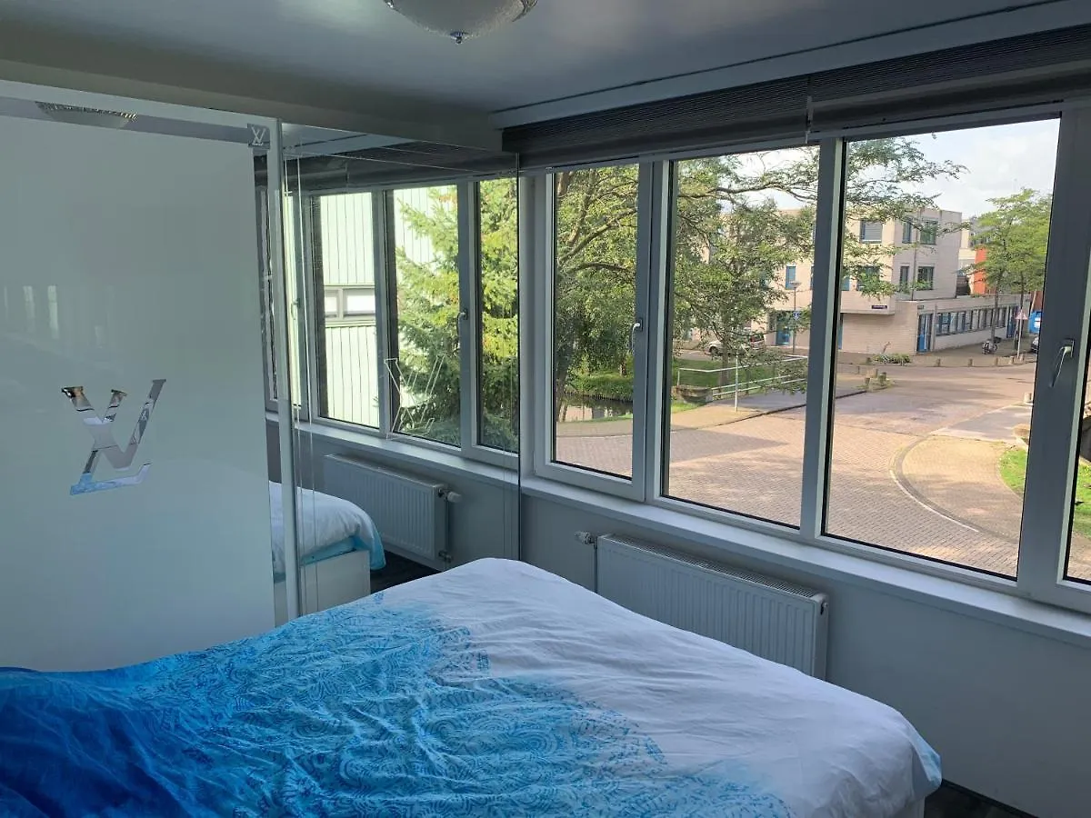 哈巴巴短期住宿加早餐旅馆 阿姆斯特丹 0*,  荷兰